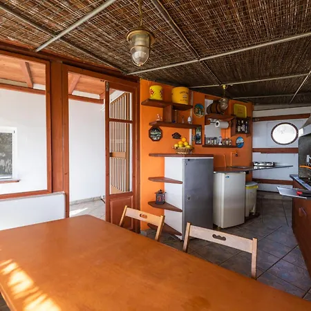 The Eagle's Nest House Semesterbostad *