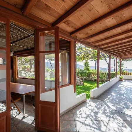 Hébergement de vacances The Eagle's Nest House *